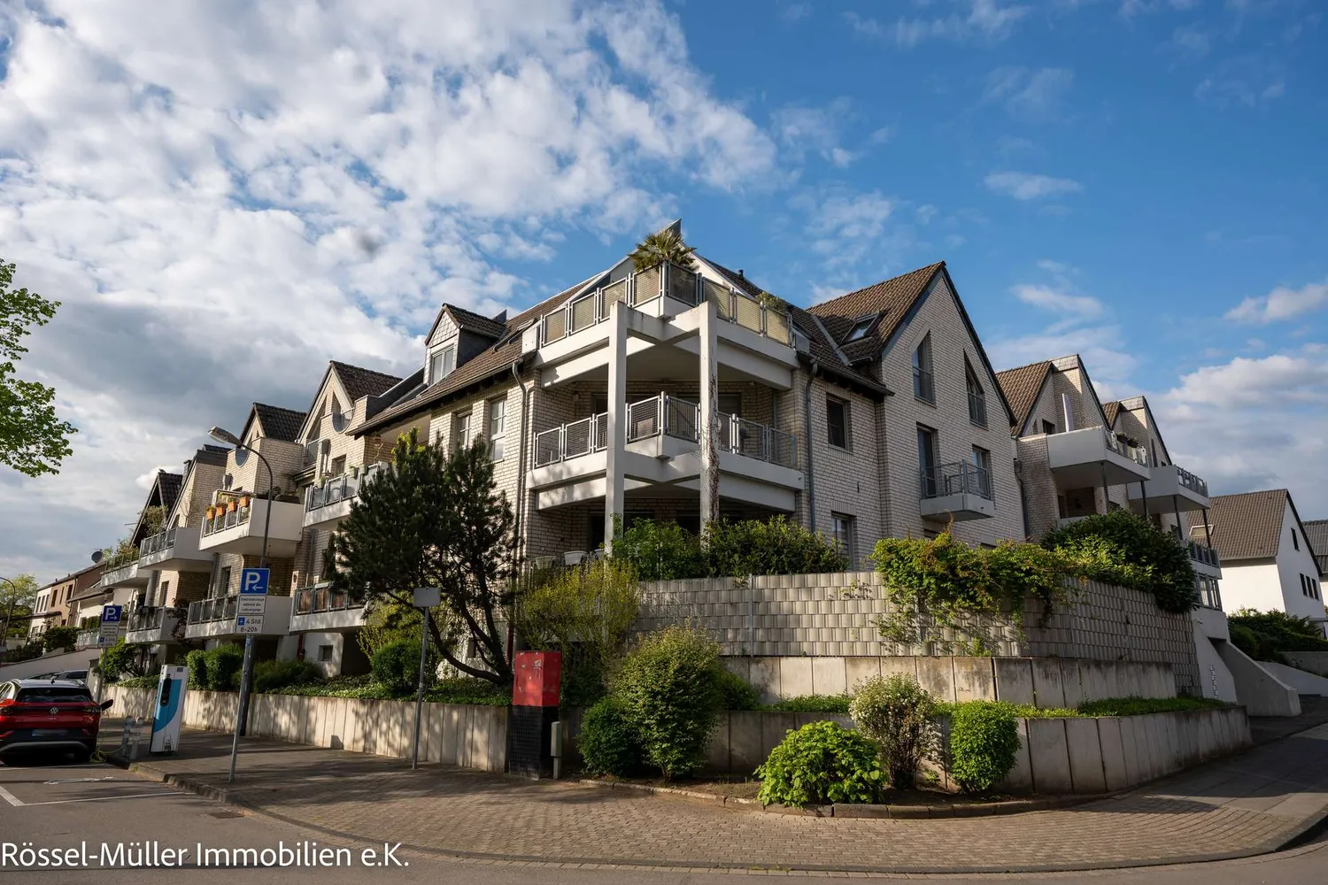 2 Zimmer Wohnung mit 85 m² in Leverkusen – Bild 2