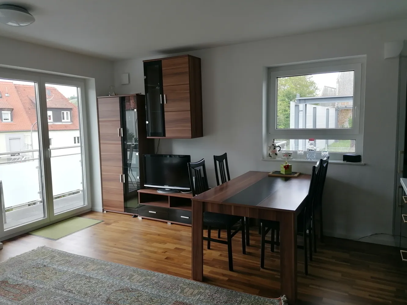 2 Zimmer Wohnung mit 56 m² in Würzburg – Bild 2