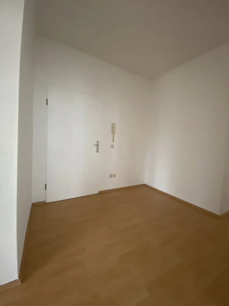 5 Zimmer Wohnung mit 110 m² in Erfurt – Bild 2