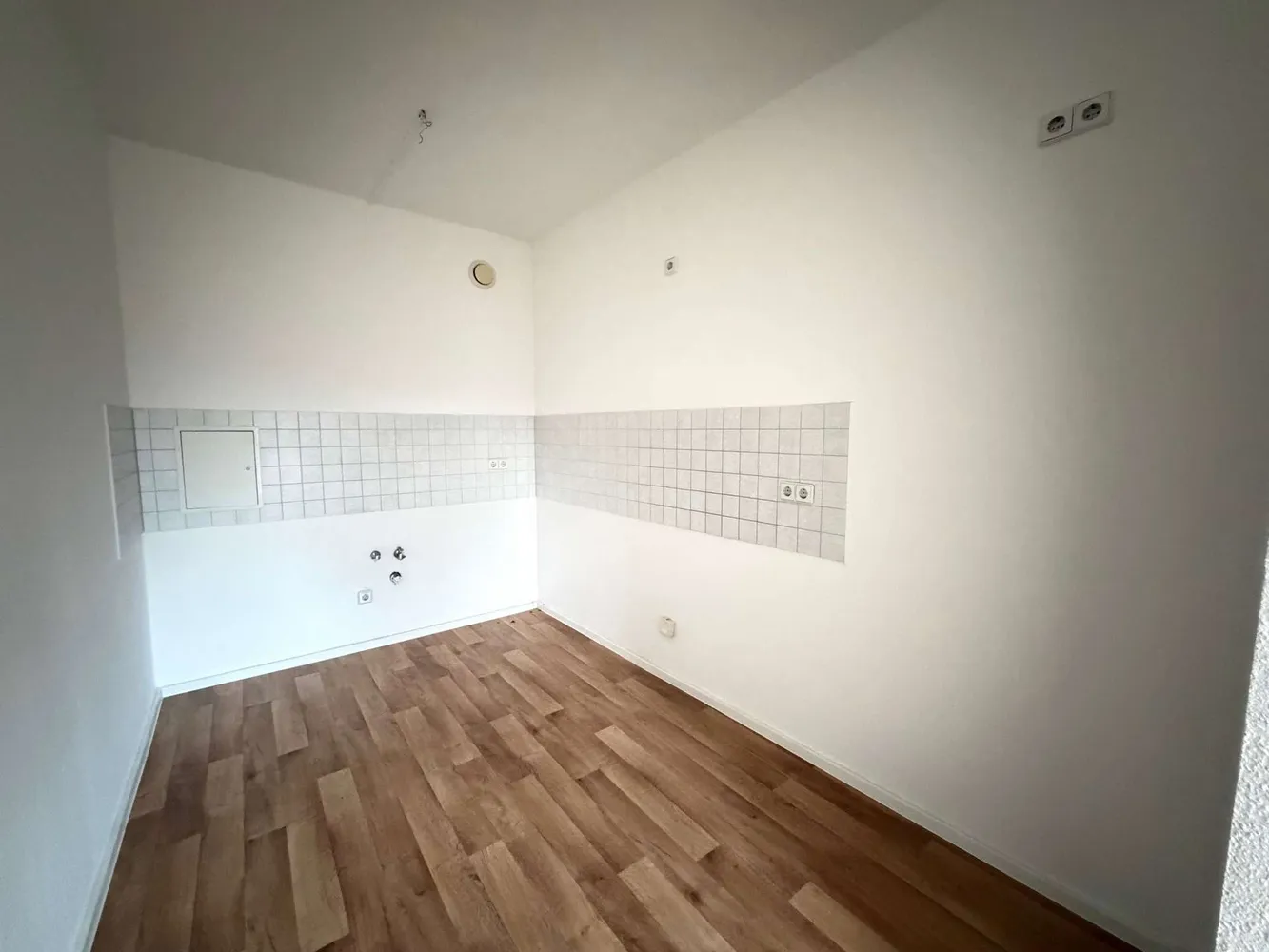 4 Zimmer Wohnung mit 69 m² in Plauen – Bild 4