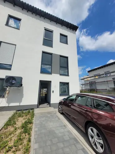 4 Zimmer Haus mit 140 m² in Offenbach am Main – Bild 3