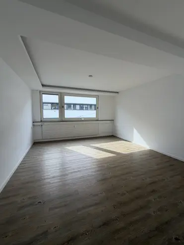 5 Zimmer Wohnung mit 179 m² in Stuttgart – Bild 4
