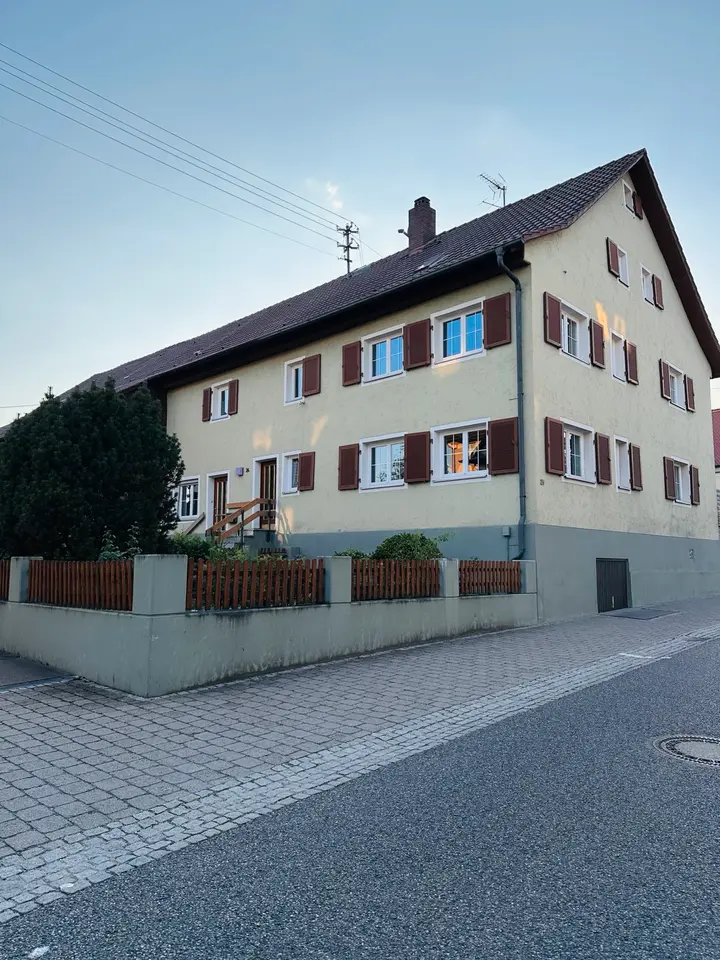 7 Zimmer Haus mit 300 m² in Weingarten – Bild 3