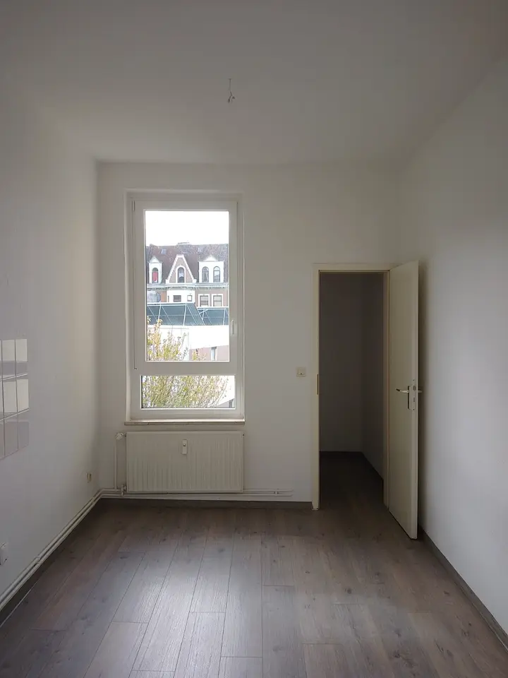 3 Zimmer Wohnung mit 77 m² in Bremerhaven – Bild 9