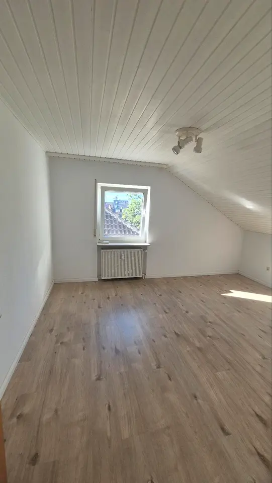 2 Zimmer Wohnung mit 75 m² in Ludwigshafen – Bild 2
