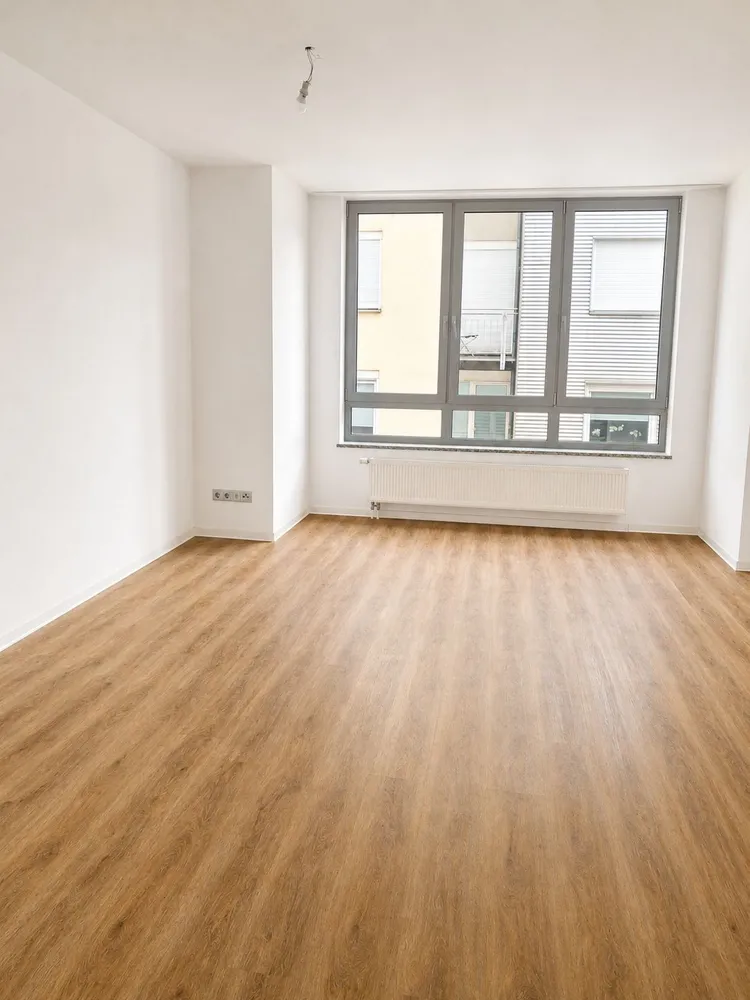 2 Zimmer Wohnung mit 69 m² in Saarbrücken – Bild 3