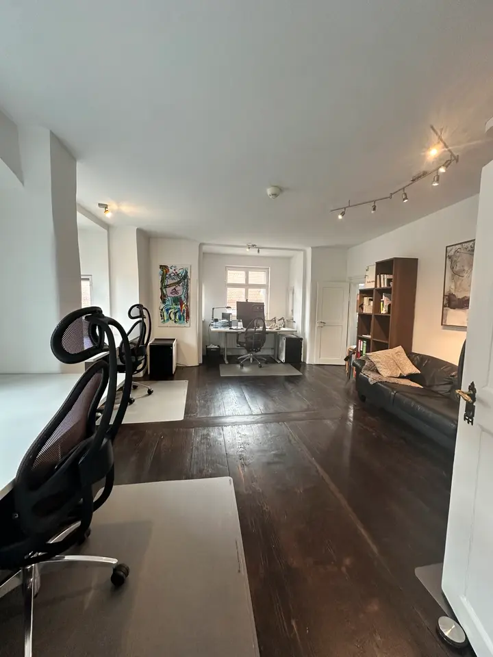 5 Zimmer Wohnung mit 150 m² in Augsburg – Bild 8