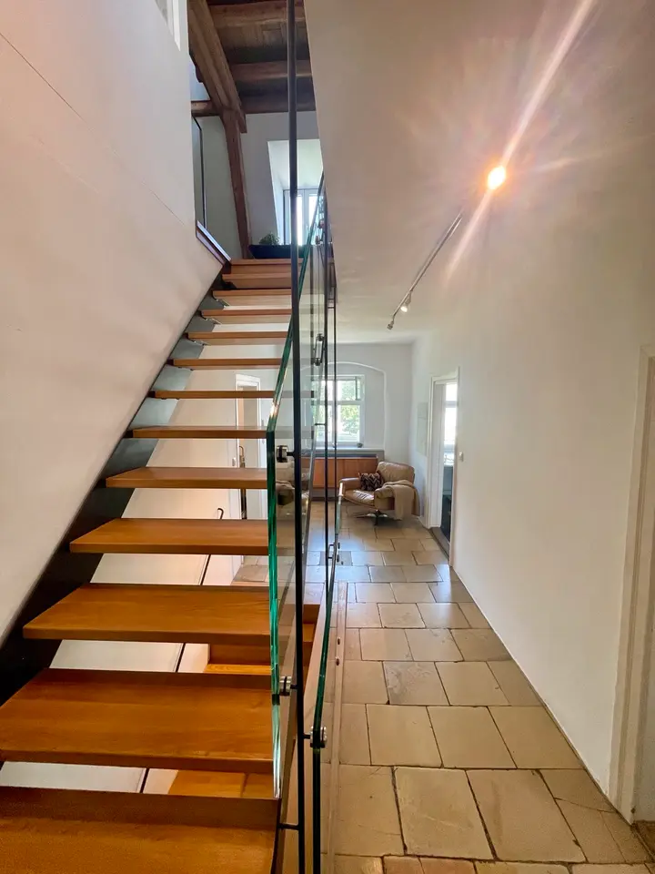 5 Zimmer Wohnung mit 150 m² in Augsburg – Bild 9