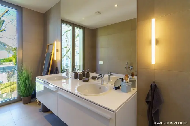 3 Zimmer Wohnung mit 130 m² in Wiesbaden – Bild 7