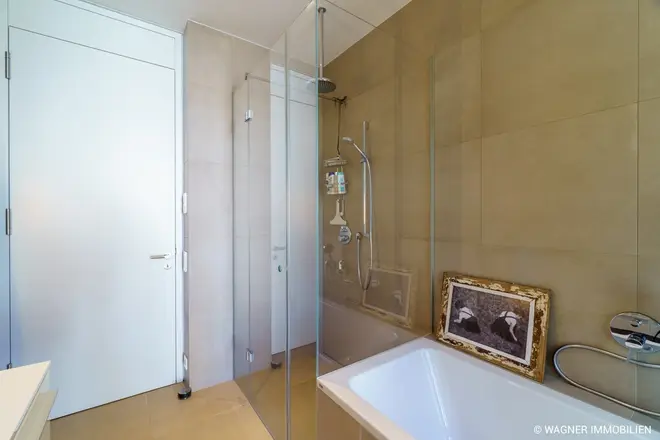 3 Zimmer Wohnung mit 130 m² in Wiesbaden – Bild 8