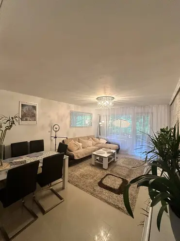 3 Zimmer Wohnung mit 81 m² in Leverkusen – Bild 2