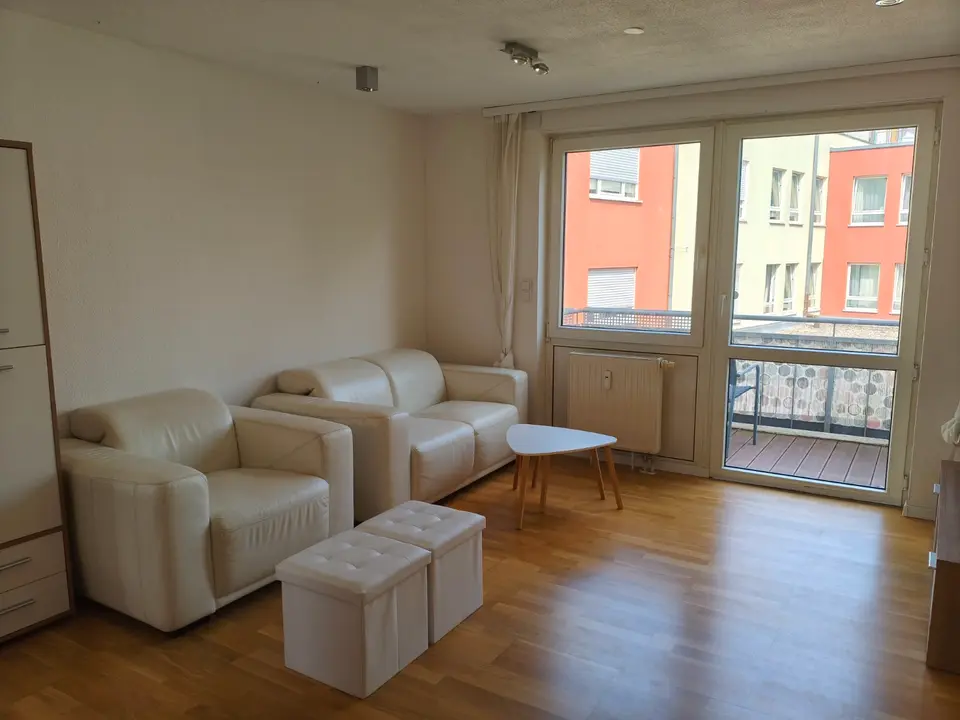2 Zimmer Wohnung mit 70 m² in Fürth – Bild 2