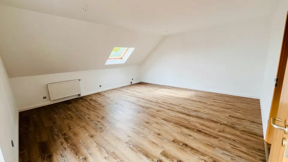 2 Zimmer Wohnung mit 80 m² in Elsdorf – Bild 1