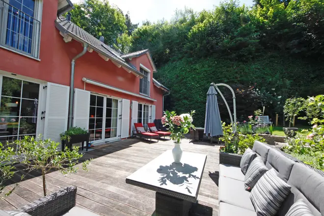 7 Zimmer Haus mit 260 m² in München – Bild 3
