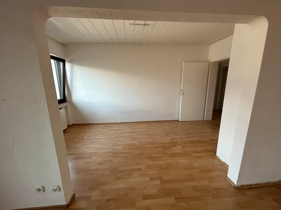 4 Zimmer Wohnung mit 90 m² in Rodgau – Bild 1