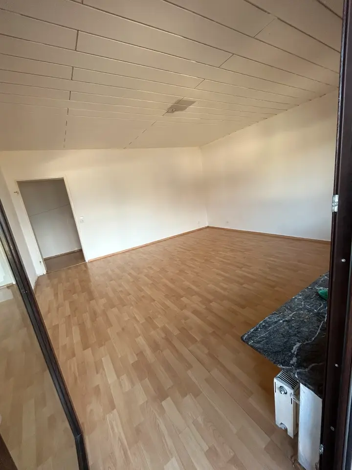 4 Zimmer Wohnung mit 90 m² in Rodgau – Bild 2