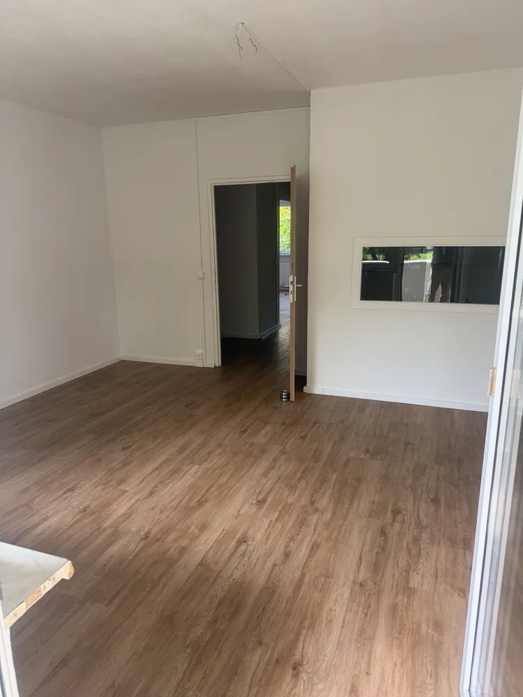 3 Zimmer Wohnung mit 63 m² in Neubrandenburg – Bild 2