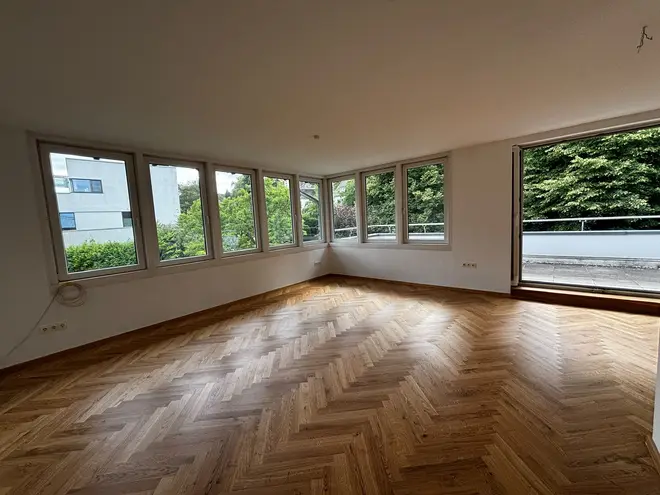4 Zimmer Wohnung mit 141 m² in Kassel – Bild 2
