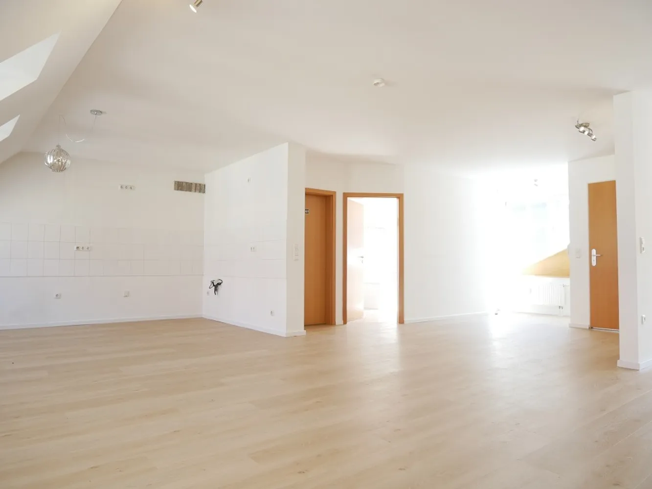2 Zimmer Wohnung mit 116 m² in Augsburg – Bild 4
