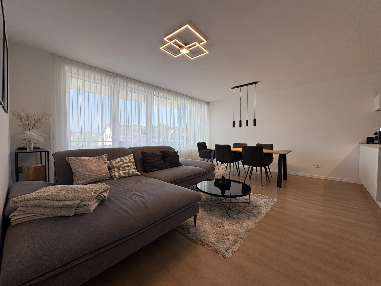 4 Zimmer Wohnung mit 90 m² in Reutlingen – Bild 2