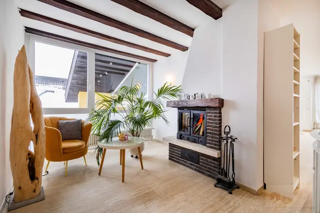 6 Zimmer Haus mit 300 m² in Freiburg im Breisgau – Bild 12
