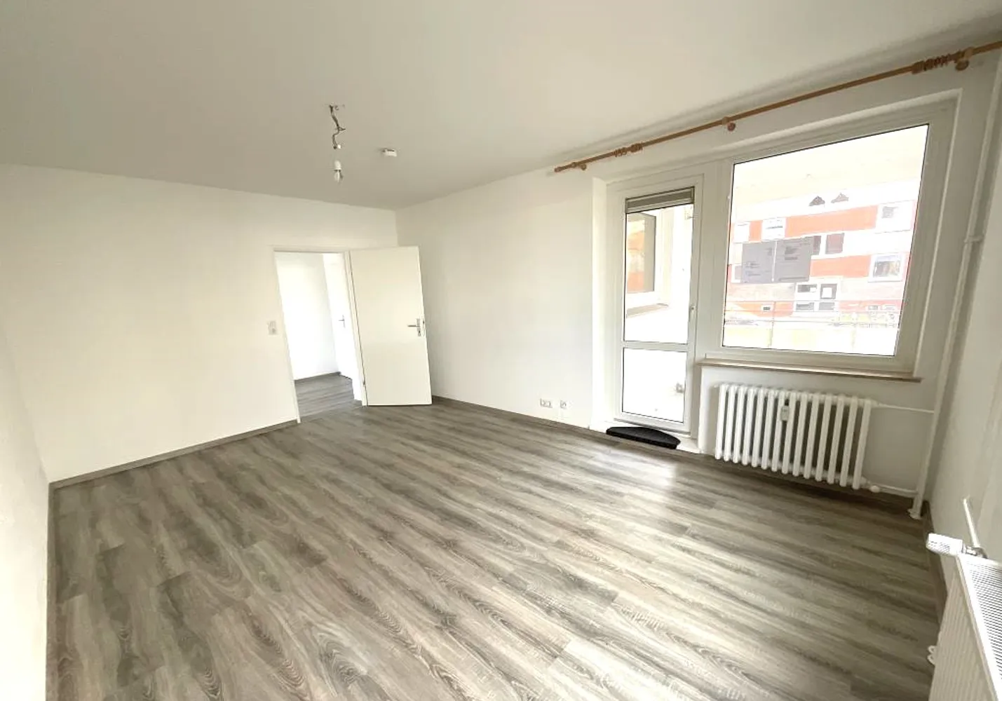 3 Zimmer Wohnung mit 80 m² in Emden – Bild 1