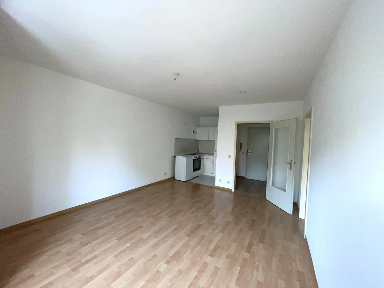 2 Zimmer Wohnung mit 40 m² in Wiesbaden – Bild 2