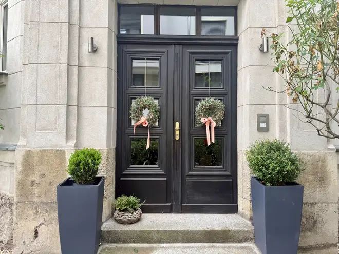 6 Zimmer Wohnung mit 220 m² in Leipzig – Bild 1