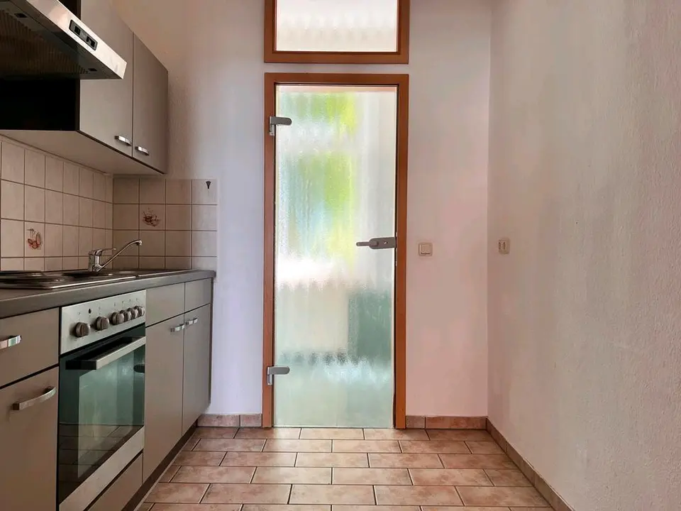 2 Zimmer Wohnung mit 30 m² in Plauen – Bild 4