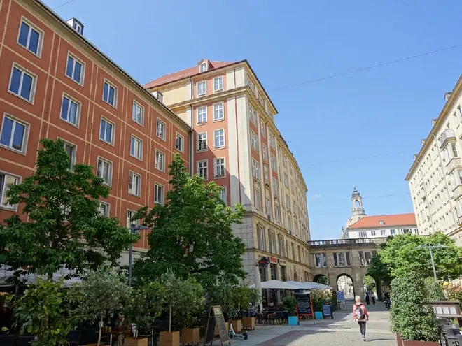 2 Zimmer Wohnung mit 60 m² in Dresden – Bild 1
