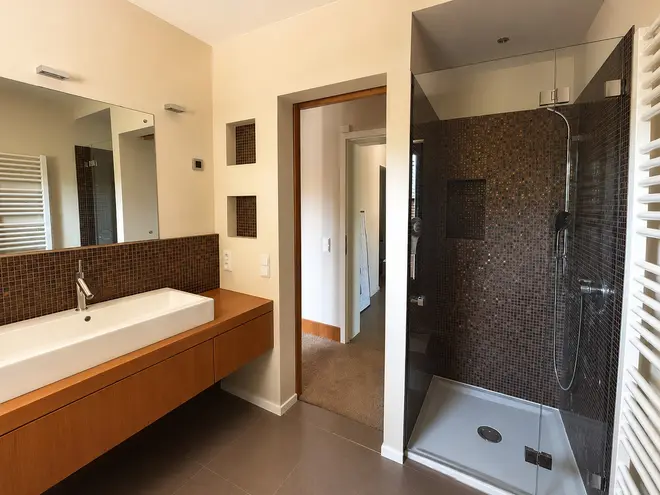 10 Zimmer Haus mit 239 m² in Hamburg – Bild 11