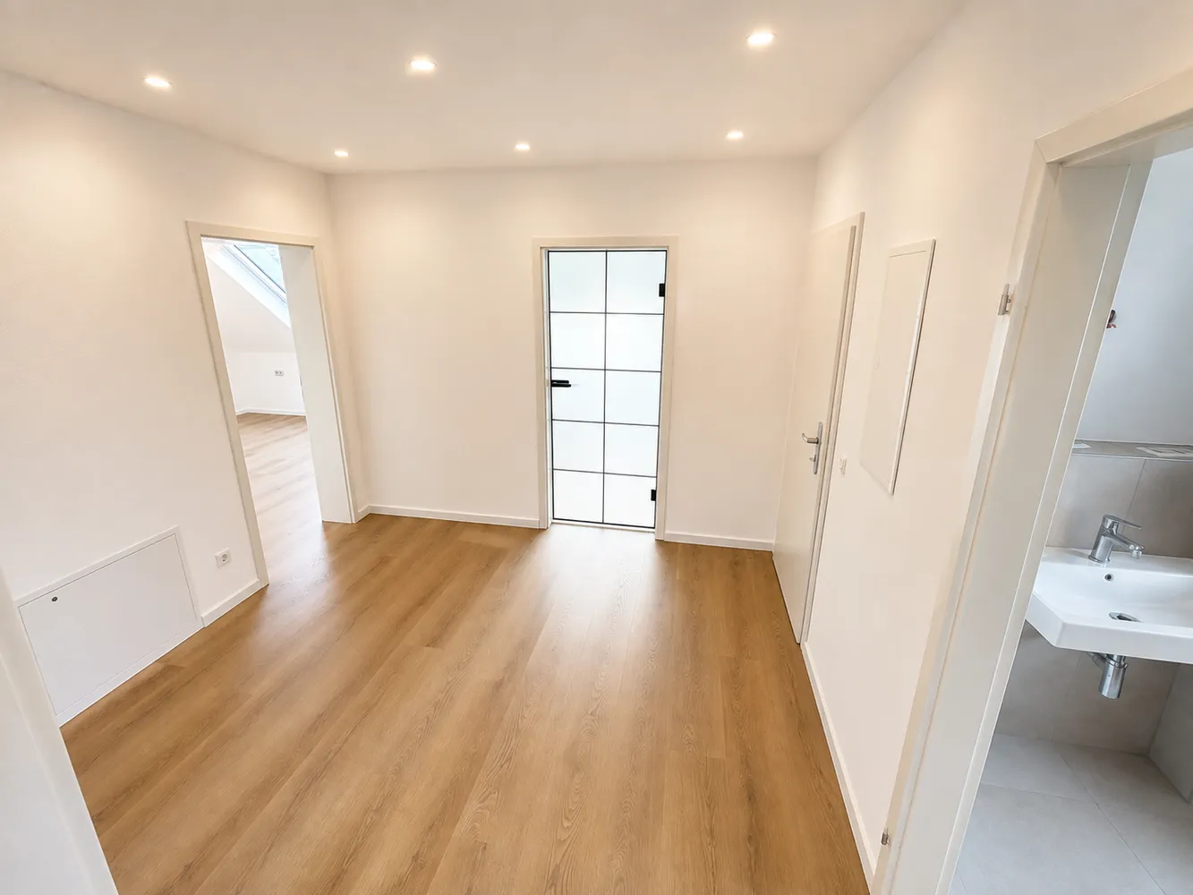3 Zimmer Wohnung mit 83 m² in Neuss – Bild 1