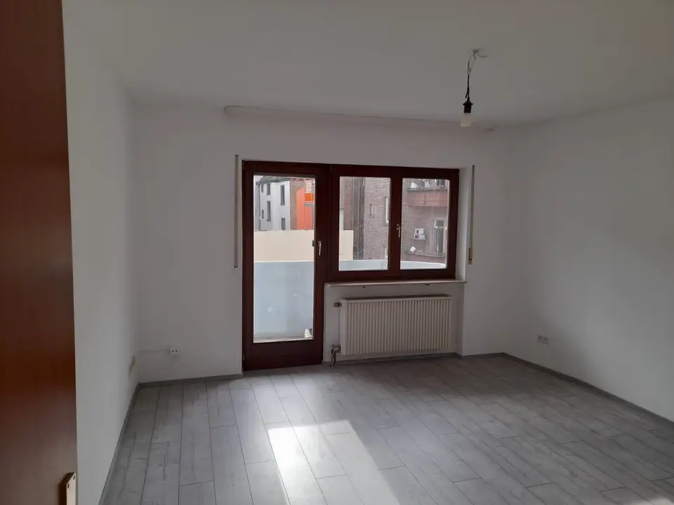 2 Zimmer Wohnung mit 60 m² in Worms – Bild 1