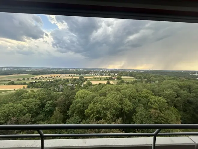 5 Zimmer Wohnung mit 104 m² in Stuttgart – Bild 2