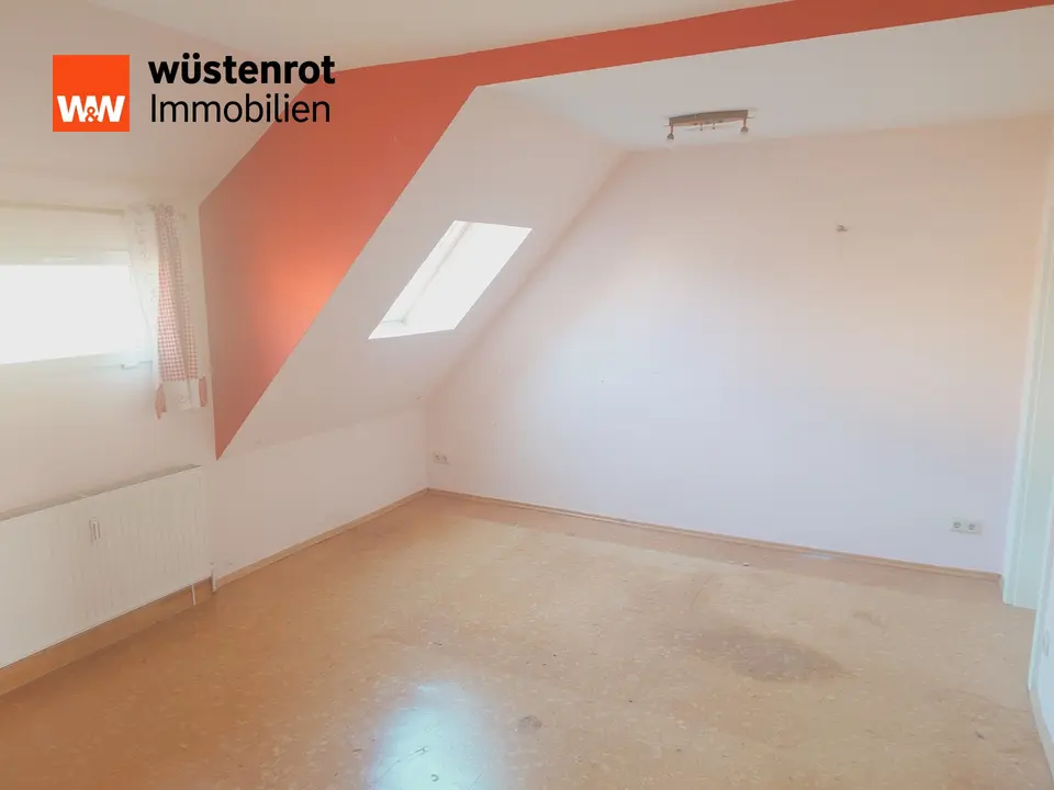 7 Zimmer Wohnung mit 230 m² in Freiberg – Bild 2