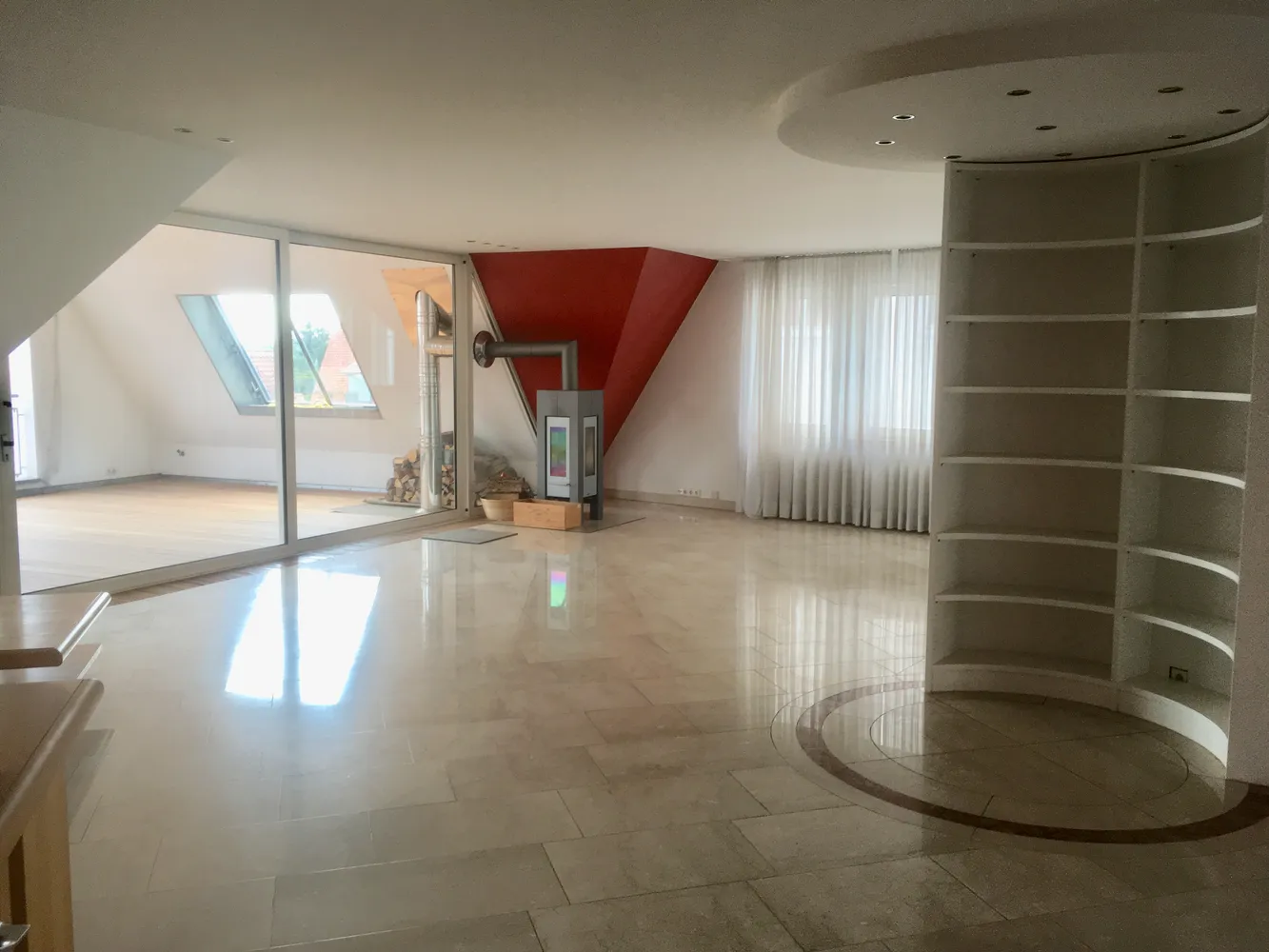 4 Zimmer Wohnung mit 227 m² in Ulm – Bild 1
