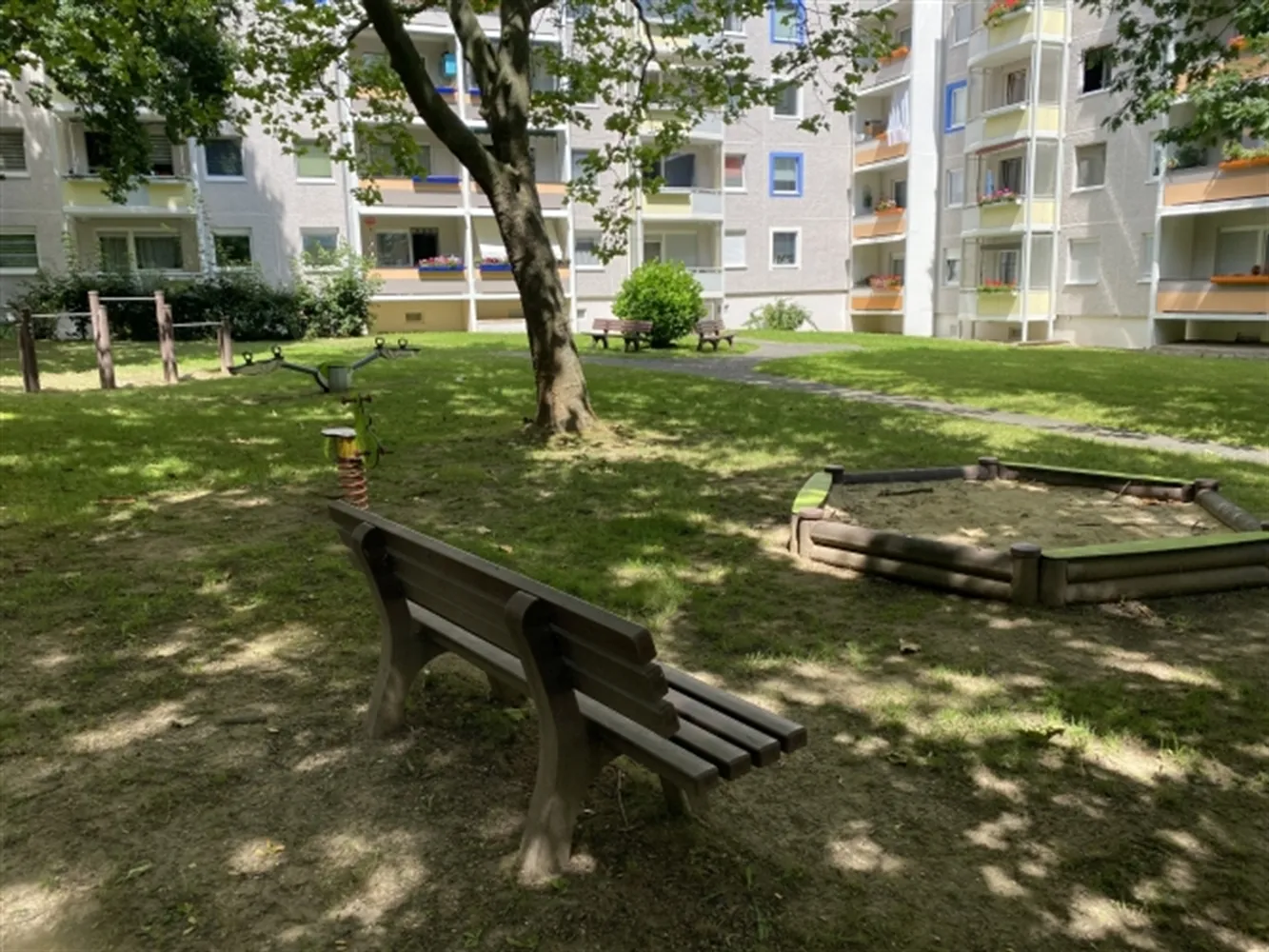 1 Zimmer Wohnung mit 35 m² in Gera – Bild 2