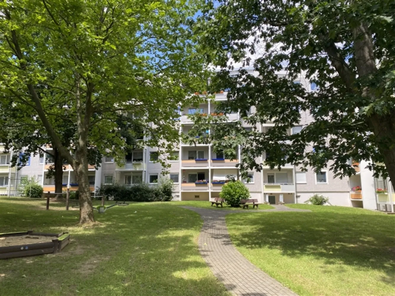 1 Zimmer Wohnung mit 35 m² in Gera – Bild 6