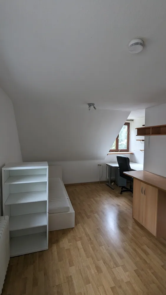 WG-Zimmer mit 15 m² in Stuttgart – Bild 1