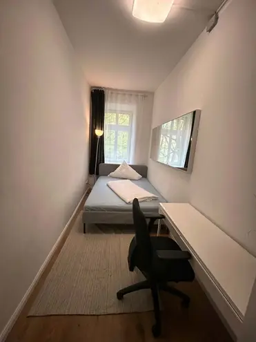 WG-Zimmer mit 13 m² in München – Bild 2
