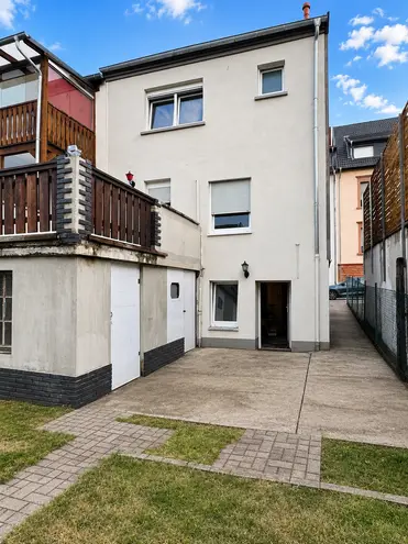7 Zimmer Haus mit 150 m² in Saarbrücken – Bild 2