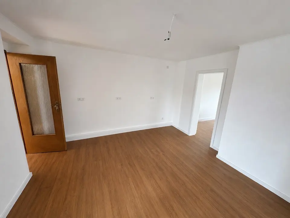 4 Zimmer Wohnung mit 102 m² in Aschersleben – Bild 2
