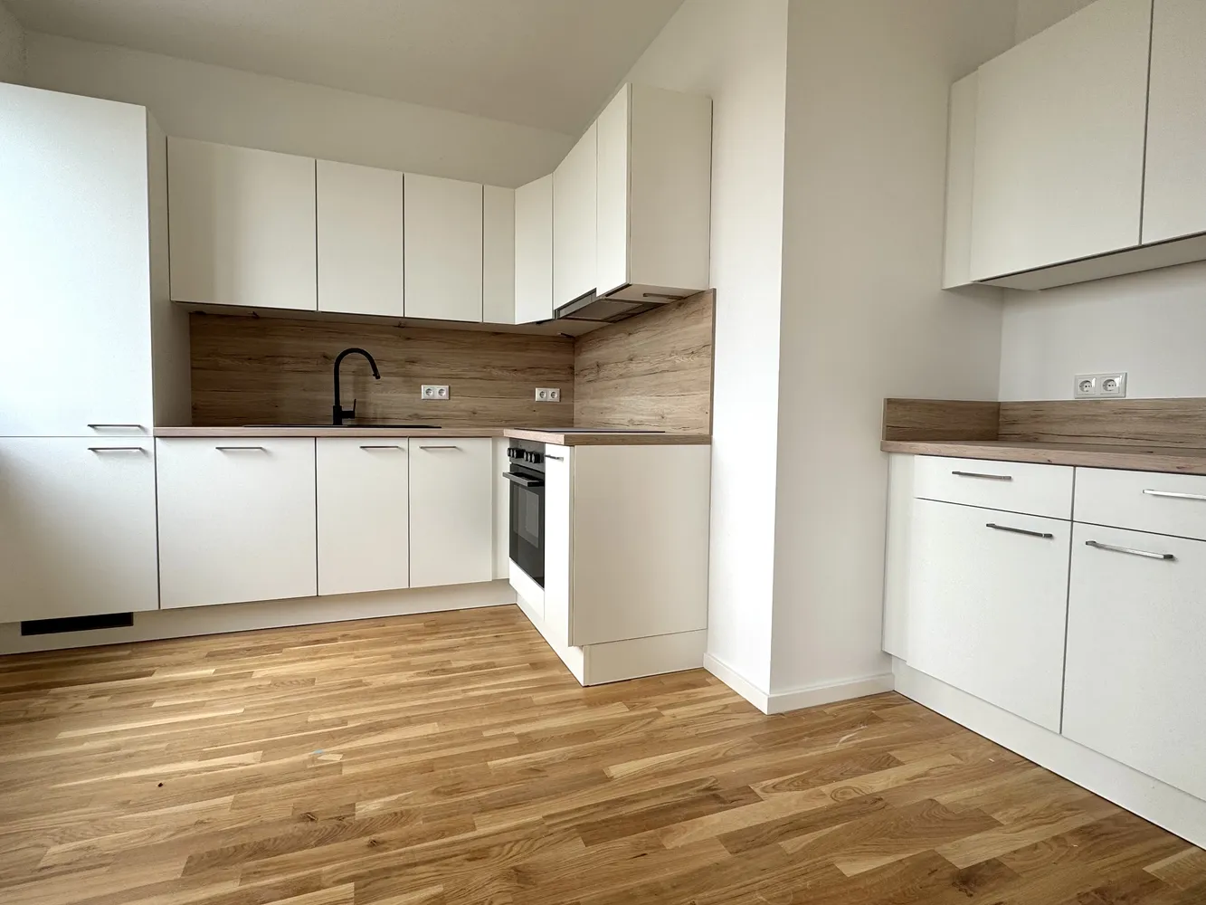 5 Zimmer Wohnung mit 158 m² in Leipzig – Bild 2