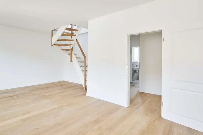 4 Zimmer Wohnung mit 125 m² in Hannover – Bild 1