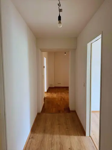 3 Zimmer Wohnung mit 108 m² in Berlin – Bild 2