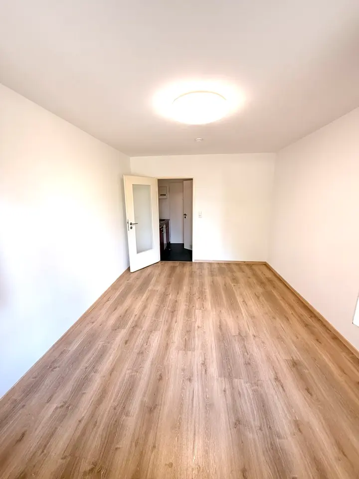 Studio mit 20 m² in Erlangen – Bild 2
