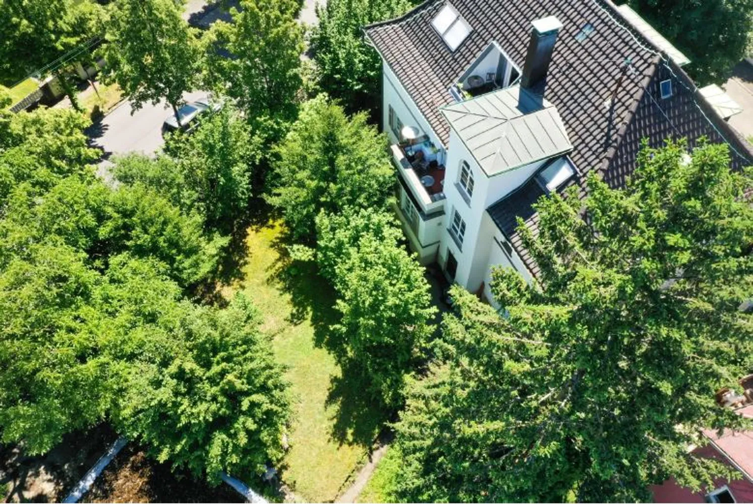 4 Zimmer Wohnung mit 124 m² in Esslingen am Neckar – Bild 2
