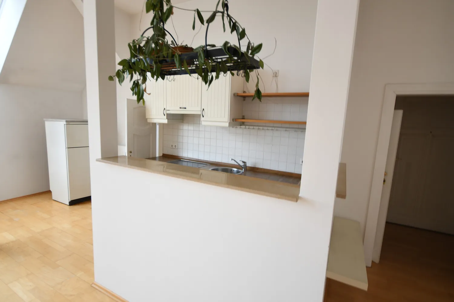 2 Zimmer Wohnung mit 90 m² in Dessau-Roßlau – Bild 2