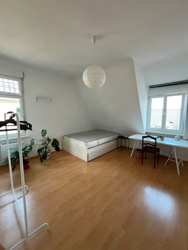WG-Zimmer mit 20 m² in Stuttgart – Bild 1