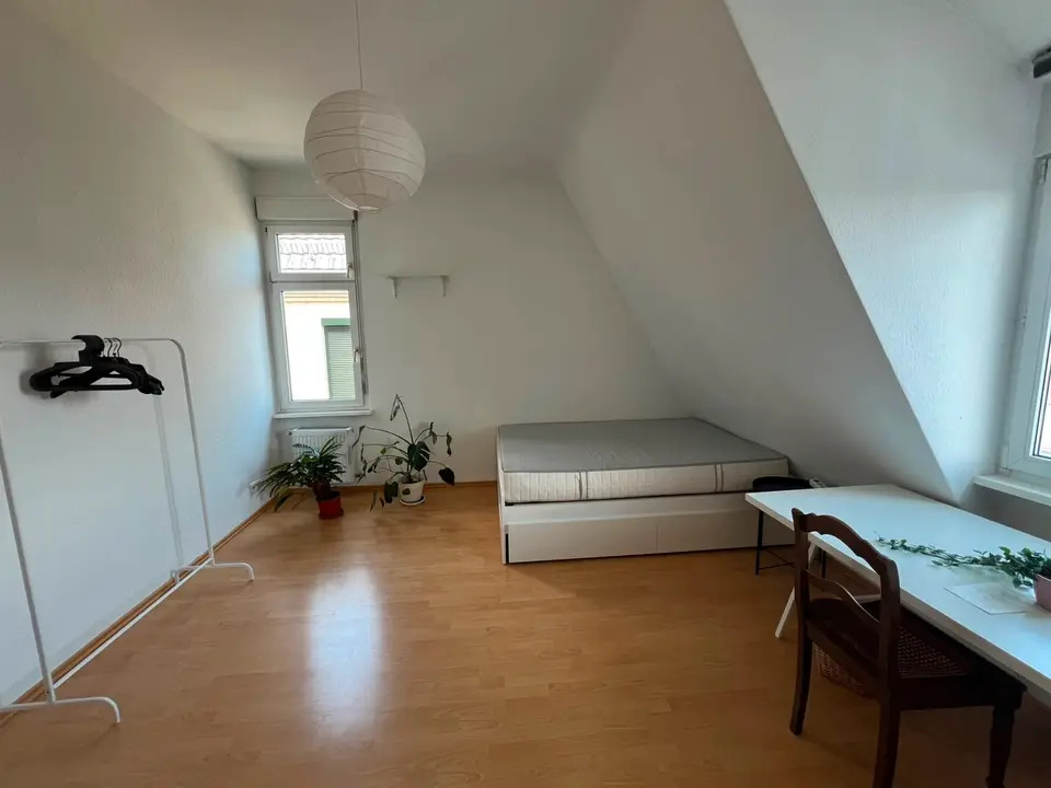 WG-Zimmer mit 20 m² in Stuttgart – Bild 2